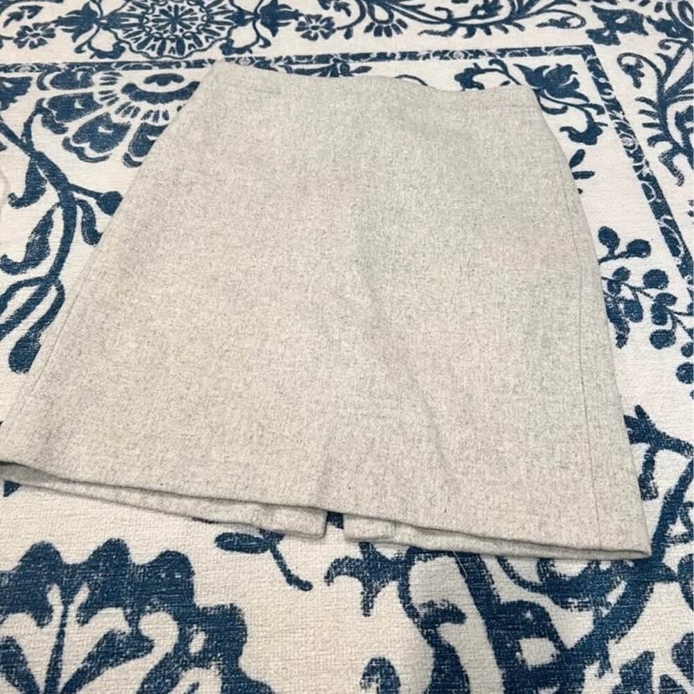 J. Crew women’s gray wool blend pencil skirt size 4